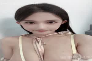 虎牙 爆乳正妹古阿札豹纹内衣  好想尻一枪  背景图片