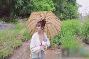 抽插的愉悦都写在脸上了  背景图片