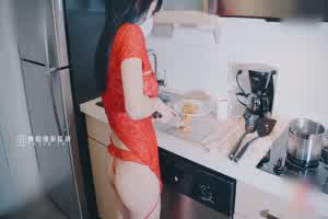 小水水 新春情趣饥渴尤物前后被塞满女上位榨汁潮吹不断  背景图片