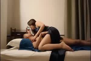 会所寻欢 高端会所嫩妹技师的奶炮服务，撩拨的老哥抓心挠肝饥渴难耐  背景图片