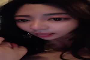 约到颜值极高的小姊姊  背景图片