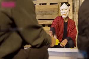 皇家华人 李娜娜 性爱夜市之催情叫卖巨乳妹  背景图片