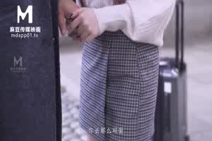 麻豆夏晴子 沈娜娜 团员3p淫汤  背景图片