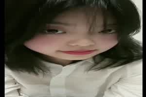 肉感巨乳可爱型  背景图片