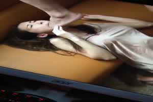 臭骚逼最喜欢舔脚  背景图片