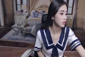 日系jk制服妹子大秀骚逼自慰说最爱大哥～  背景图片