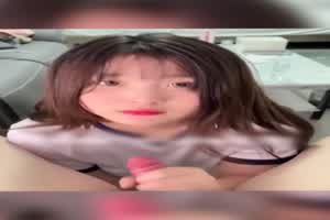 可爱又骚反差感绝了 粉嫩的包包好想操阿  背景图片