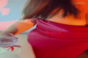 腹肌黑人玩具？一步到胃！！  背景图片