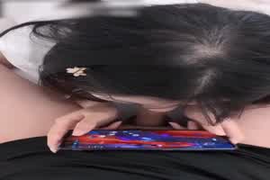 吃鸡配手机妹妹想上王者求教学学费吃鸡鸡  背景图片