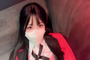 原创 小敏儿 与蛇喰梦子学姐的赌局  背景图片