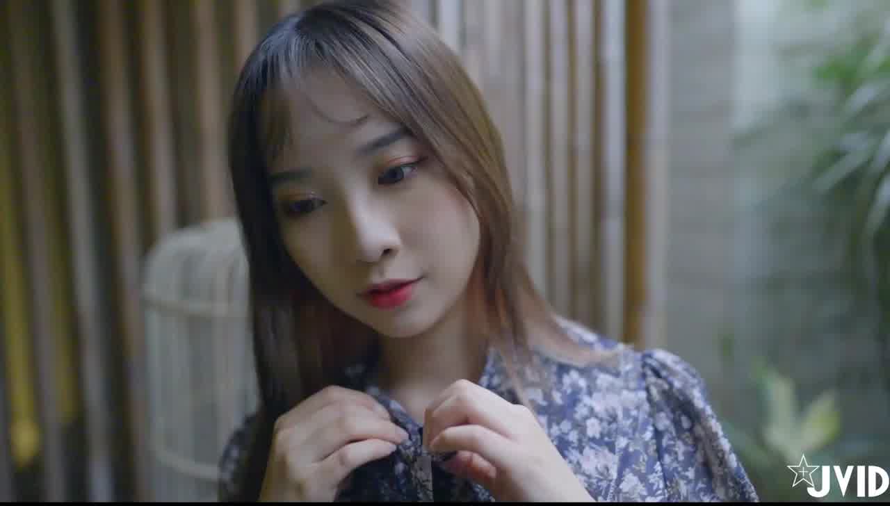  jvid韩风正妹桃桃 摆动少女的嫩臀 的剧照10