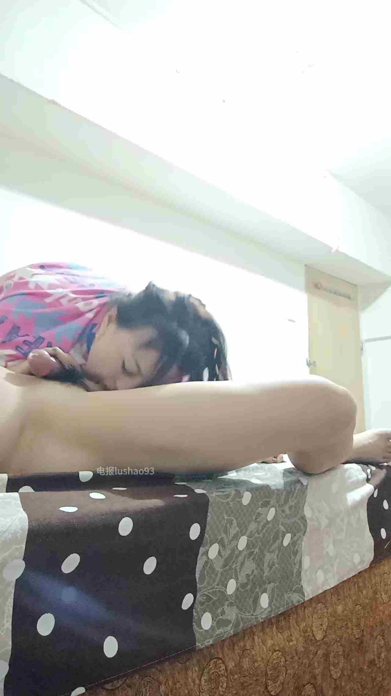  就在那一刹那兄妹们和体了 的剧照6