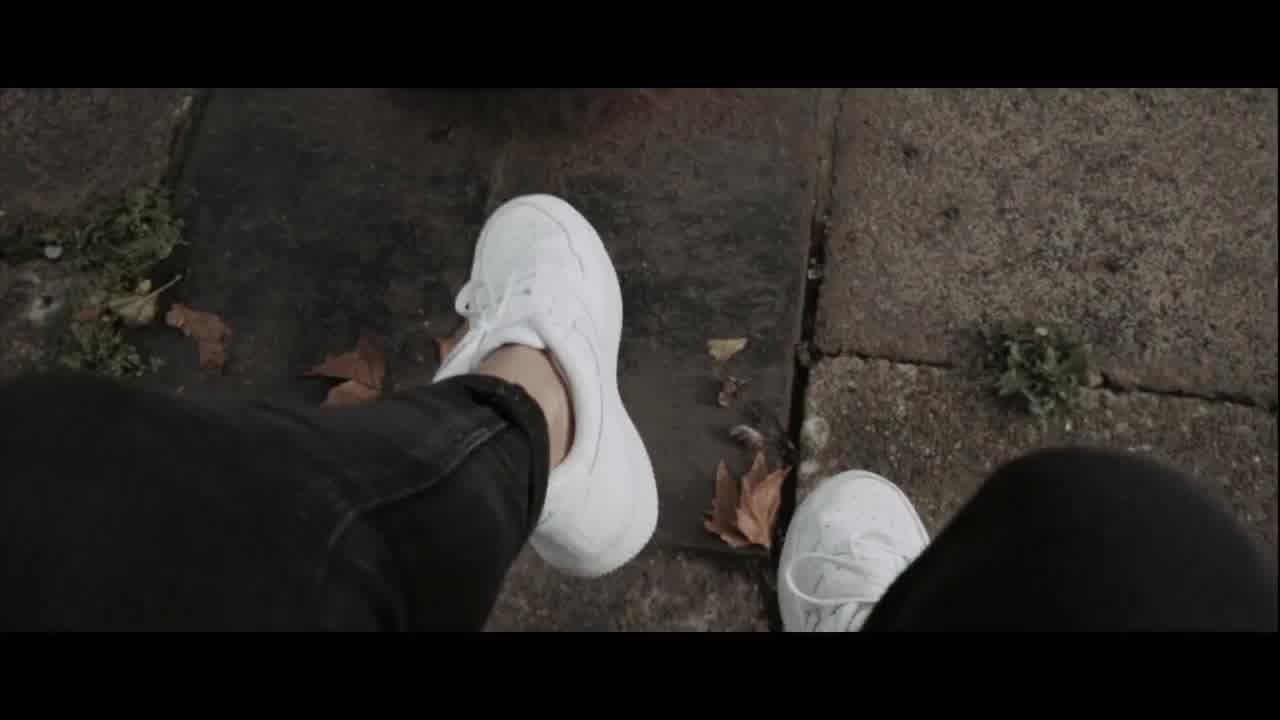  我第一次个人自慰——luna的旅行 的剧照3