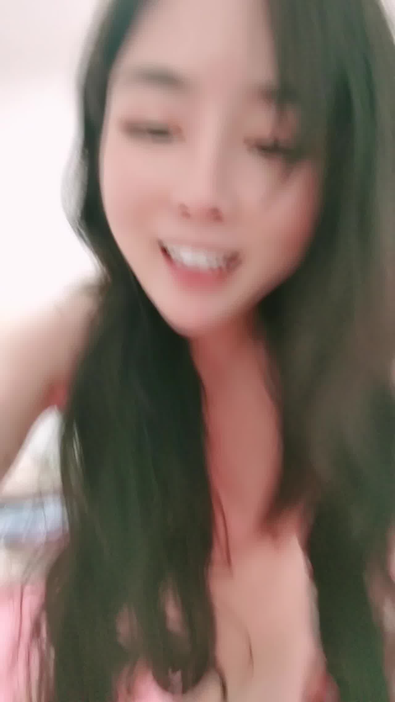  小夫妻都是社会人压力大就做爱 的剧照1