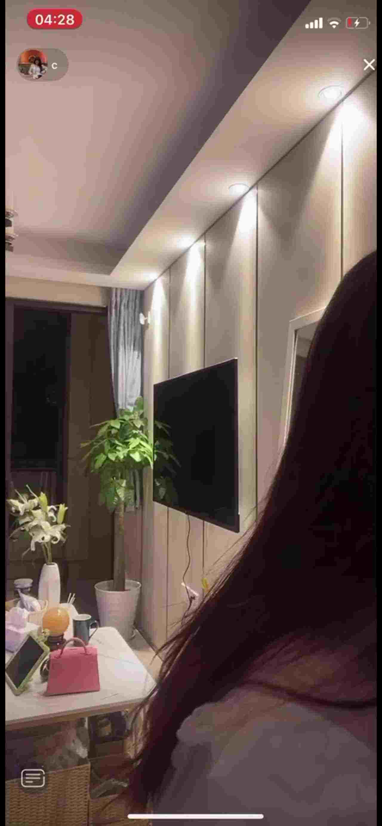  抖音走光-高颜值露脸 的剧照9