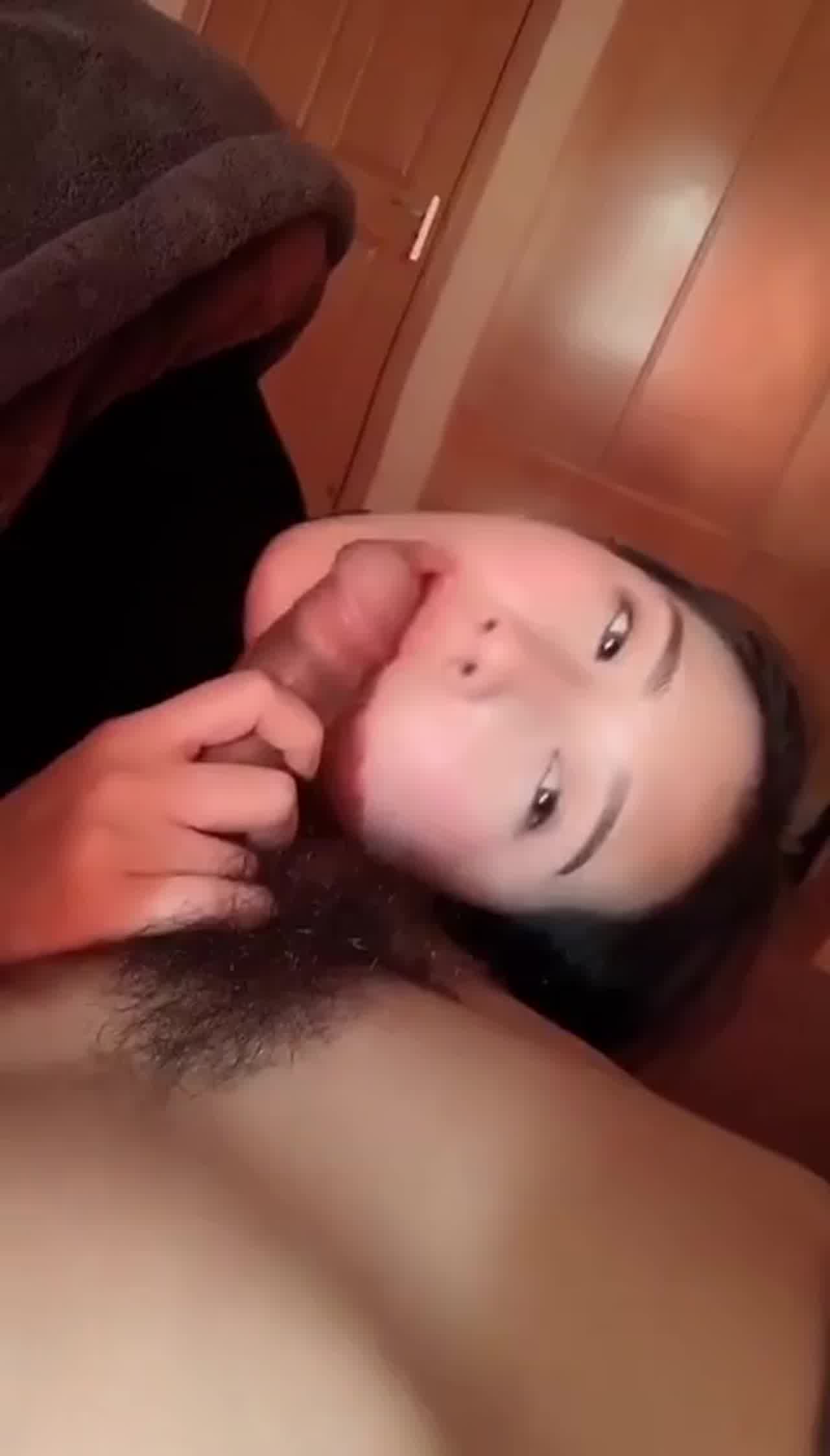  淫靡私生活 人前女神人后母狗 的剧照1