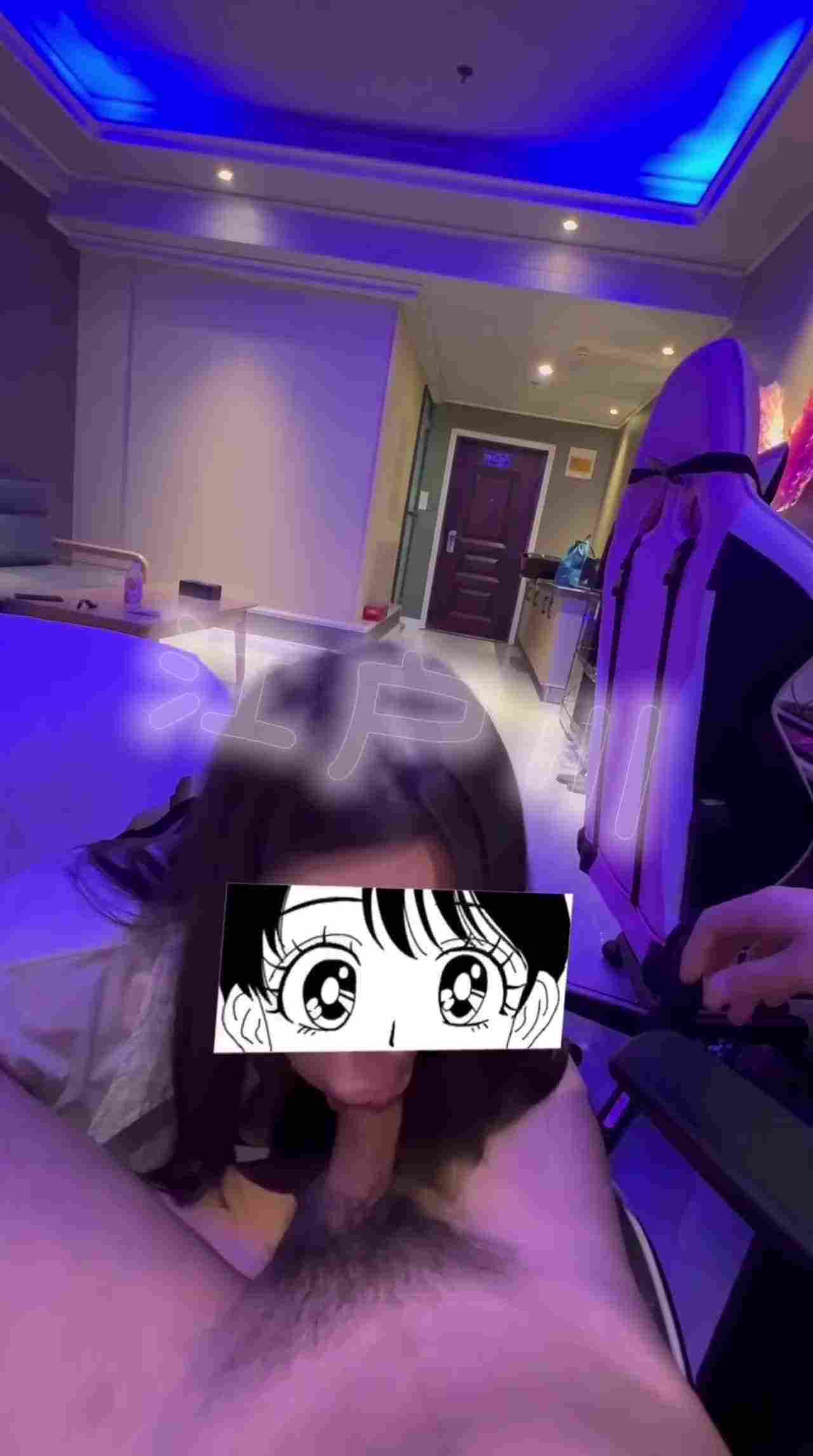  自购江户川大神-红丝母狗口活那么好，居然没给男朋友口过，下面很紧感觉没被操过，男友还不知道有个主人？ 的剧照5