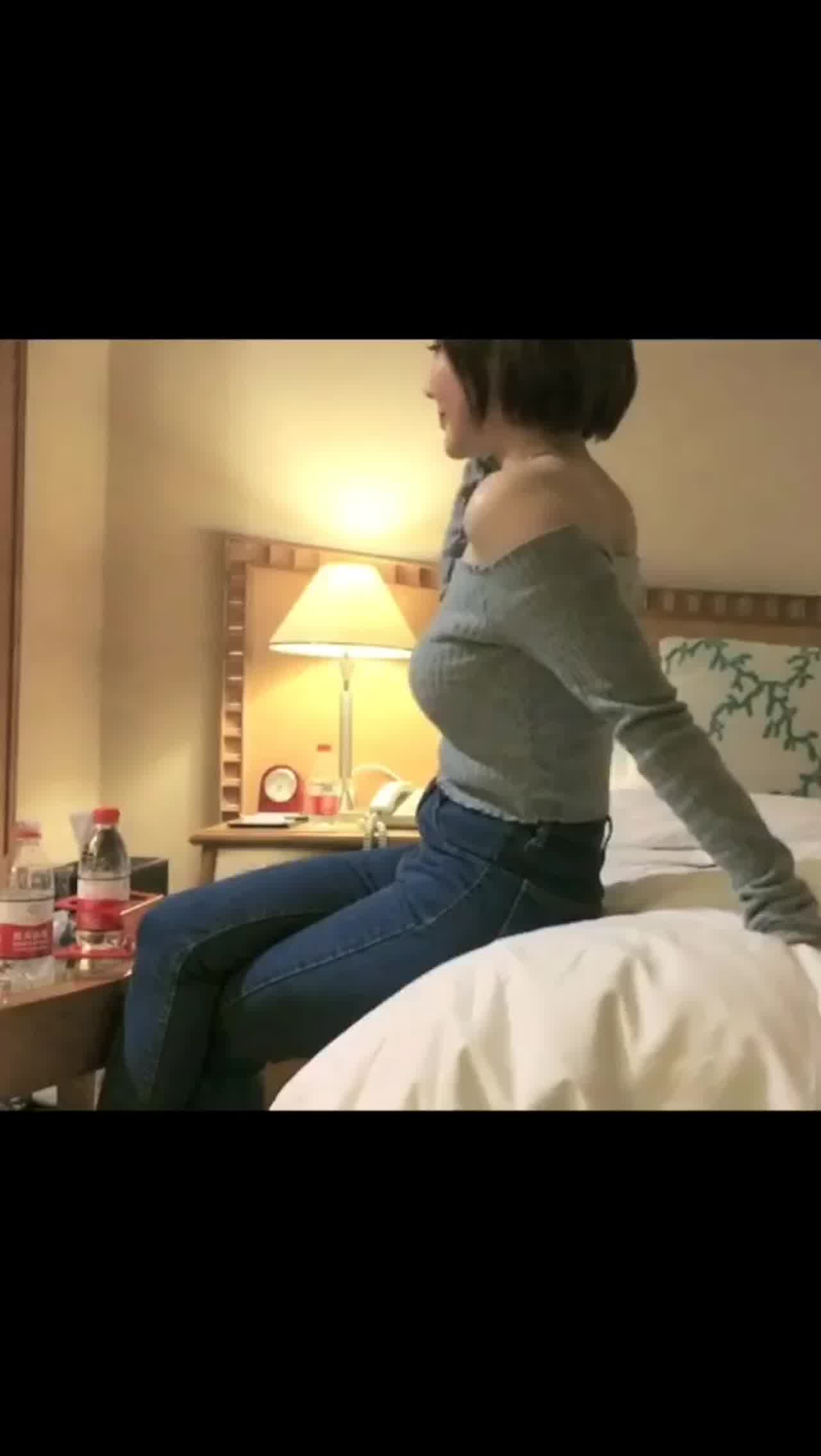  很骚的一个少妇，也喜欢调情1 的剧照7