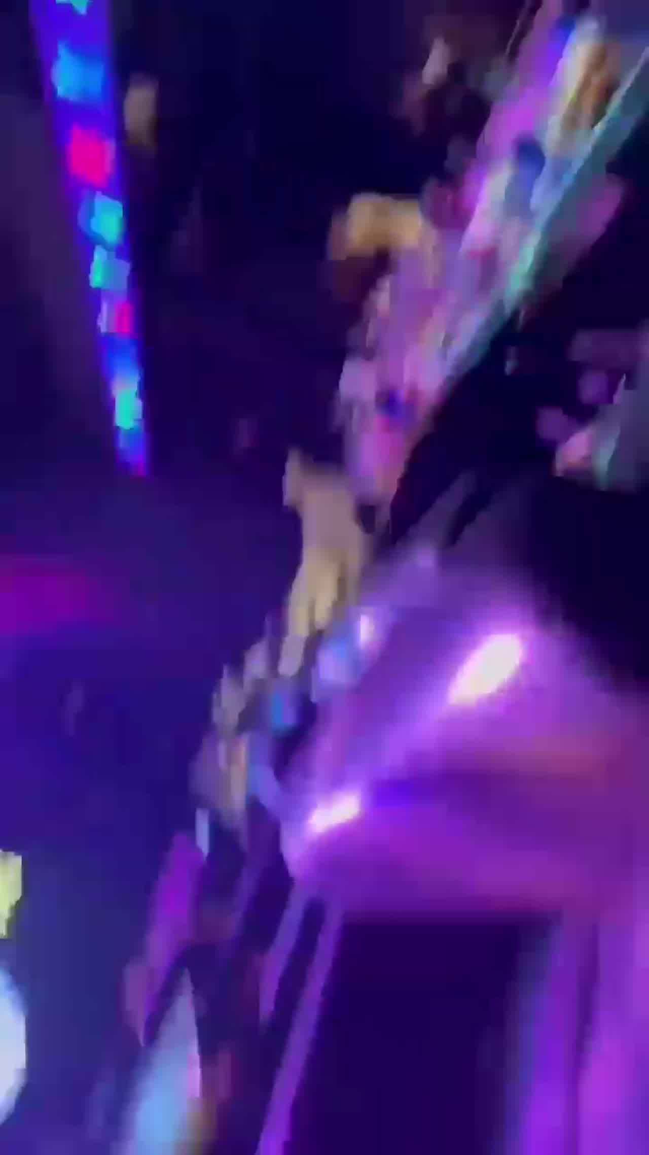  【吃瓜】当众口爆被查 的剧照9