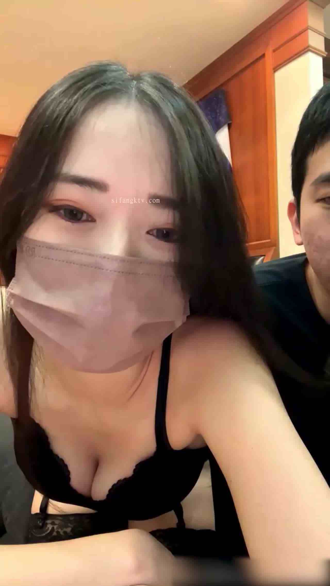  信义mark 约到极品嫩妹好好操一晚 的剧照7