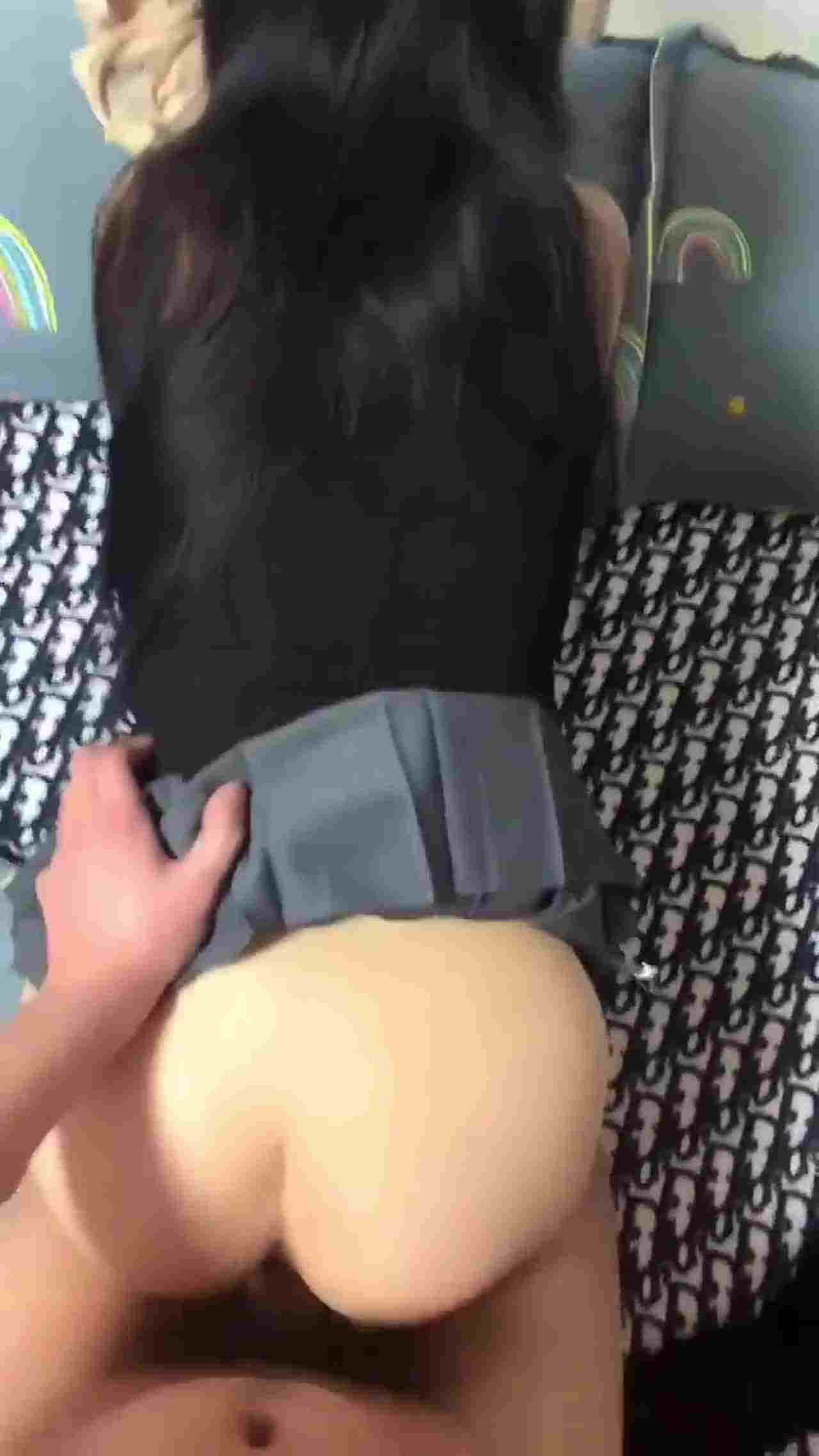  制服 小短裙 的剧照9