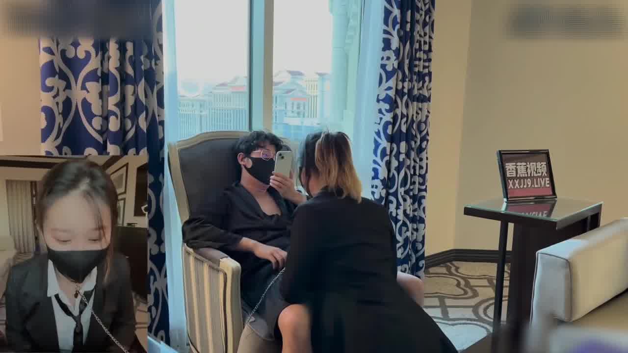  调教女秘书成为我的形状 的剧照5