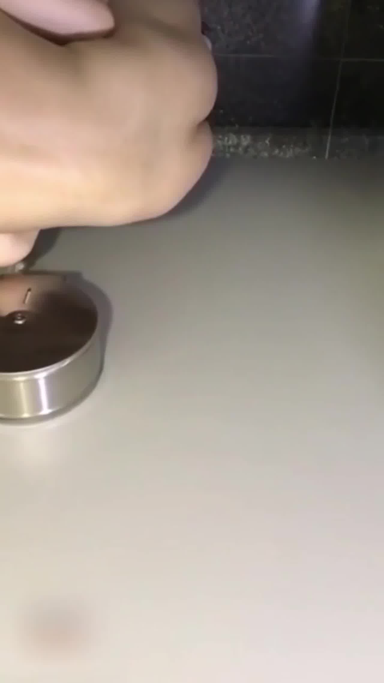  【火爆大瓜】北京一对学生在厕所啪啪被偷拍的 的剧照10