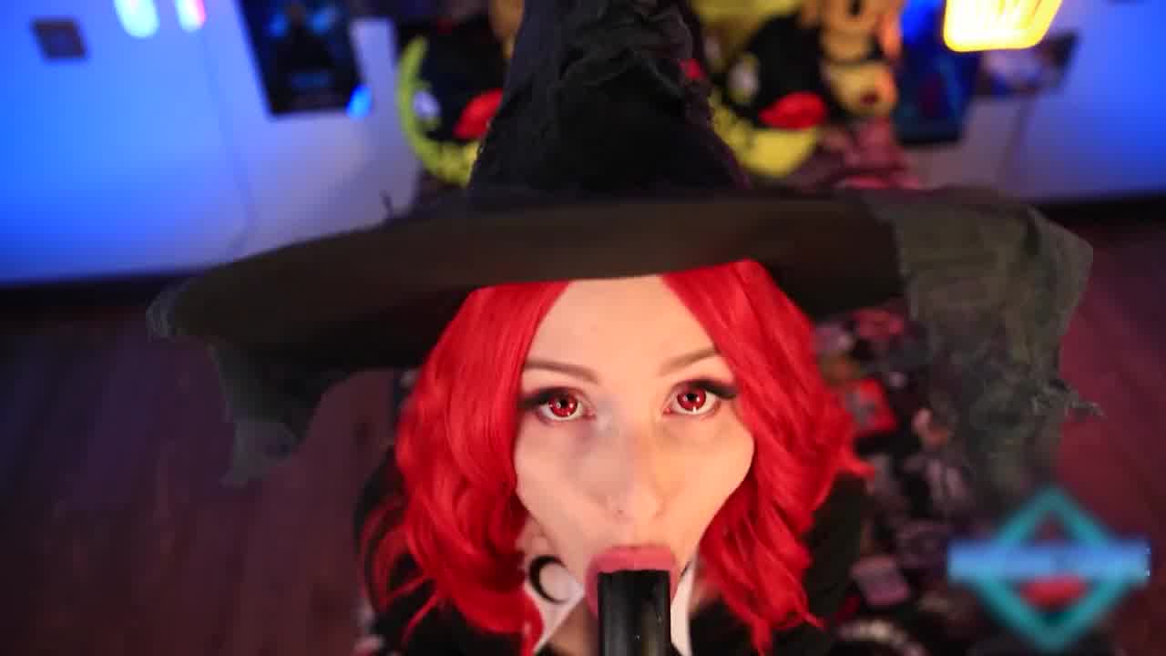  今晚让性感丝袜女巫一起过圣诞吧 的剧照1