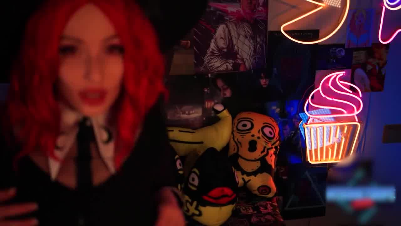  今晚让性感丝袜女巫一起过圣诞吧 的剧照2