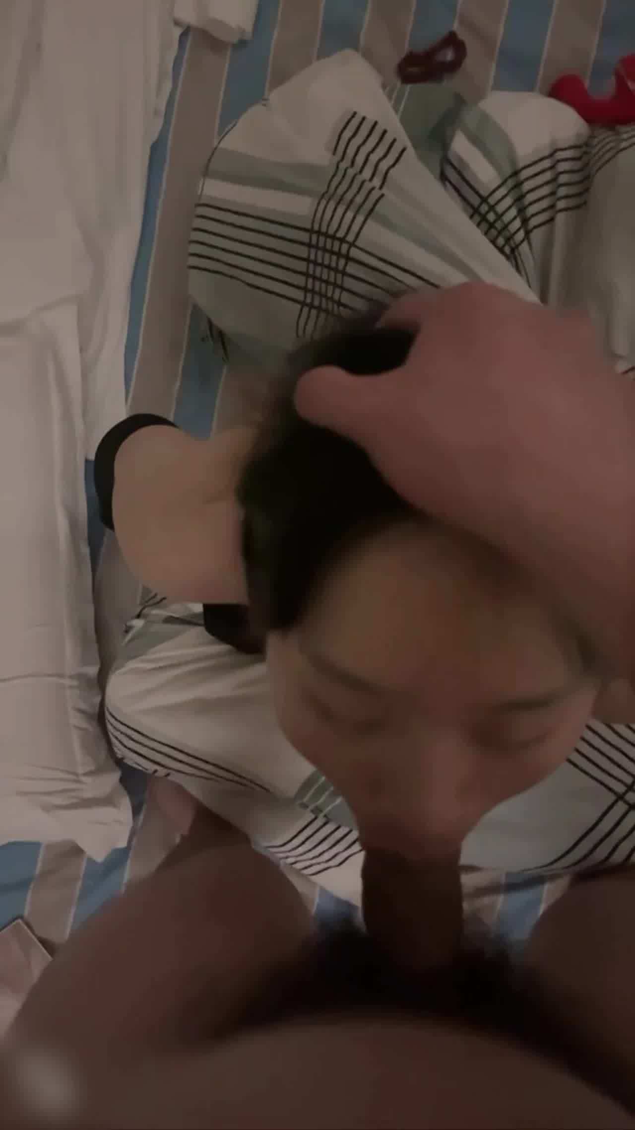  生日愿望就是被当成母狗对待 的剧照3