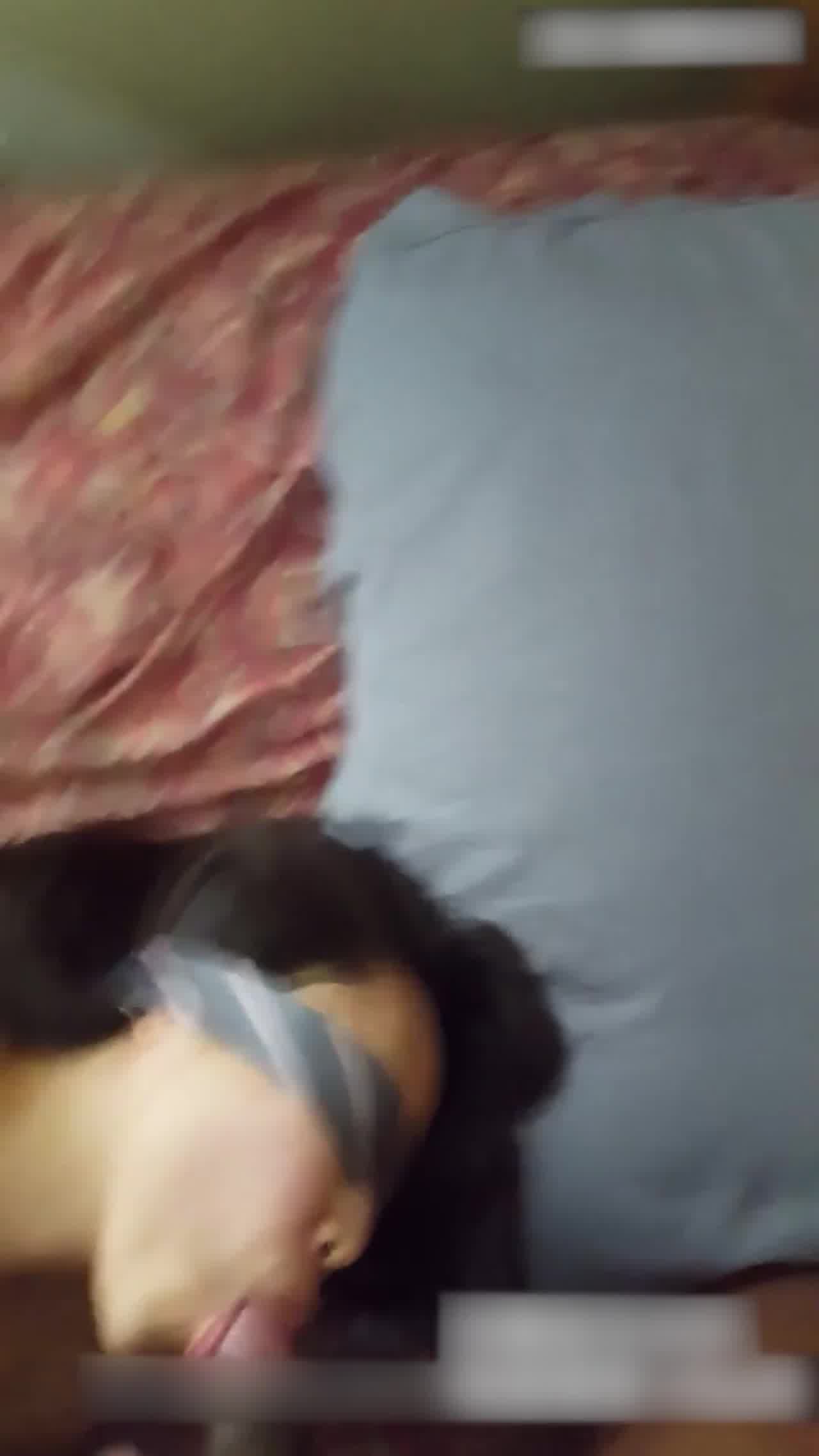  特大巧克力棒吞到底 的剧照7