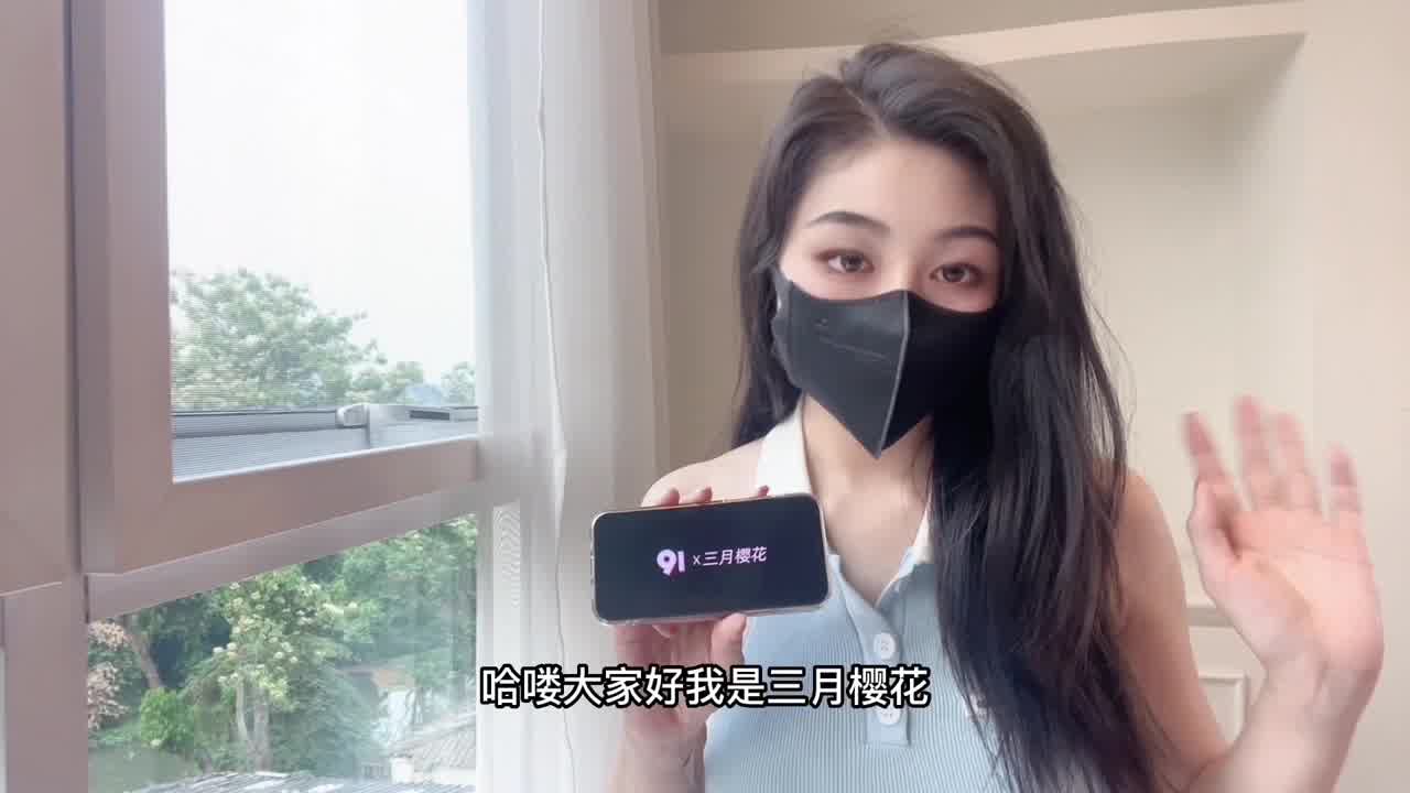  三月樱花 羽毛球女教练 性爱培训班 的剧照5