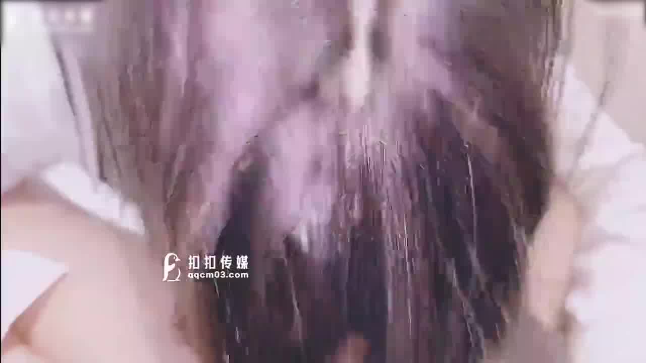  扣扣传媒 小敏儿 醉酒后的女上司 的剧照2