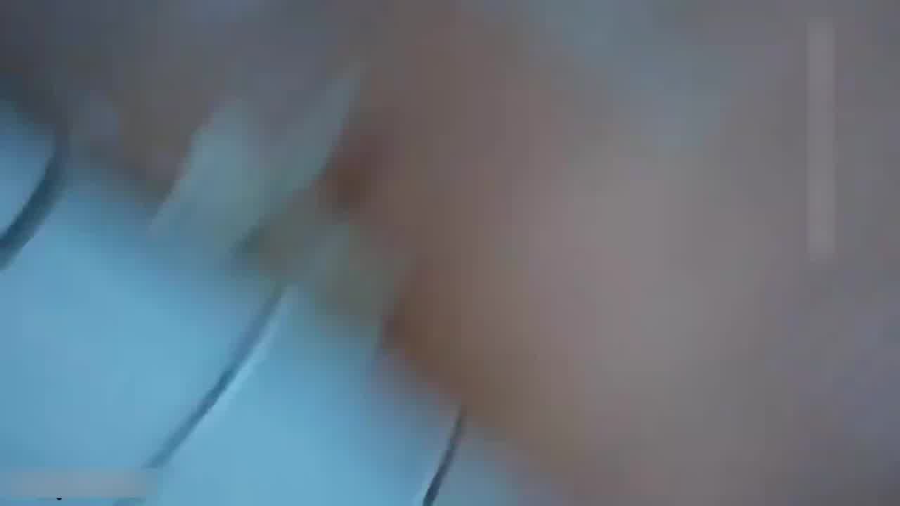  约了个性感白衣妹子鸭哥客串3p啪啪，穿上黑丝一前一后上位骑乘猛操 的剧照6