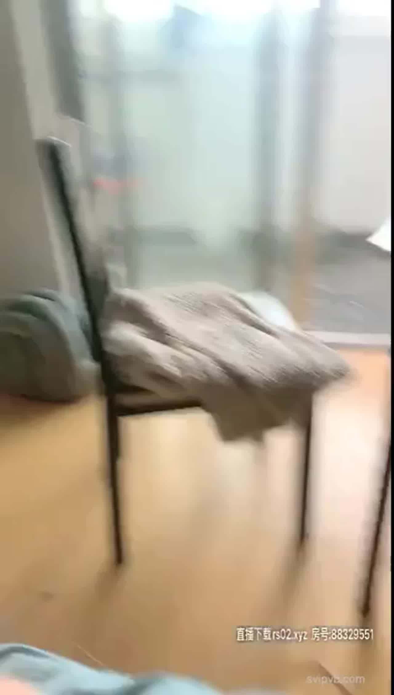  外形神似年轻时王祖贤的新生代直播主，和男友大方啪啪给大家看 的剧照10