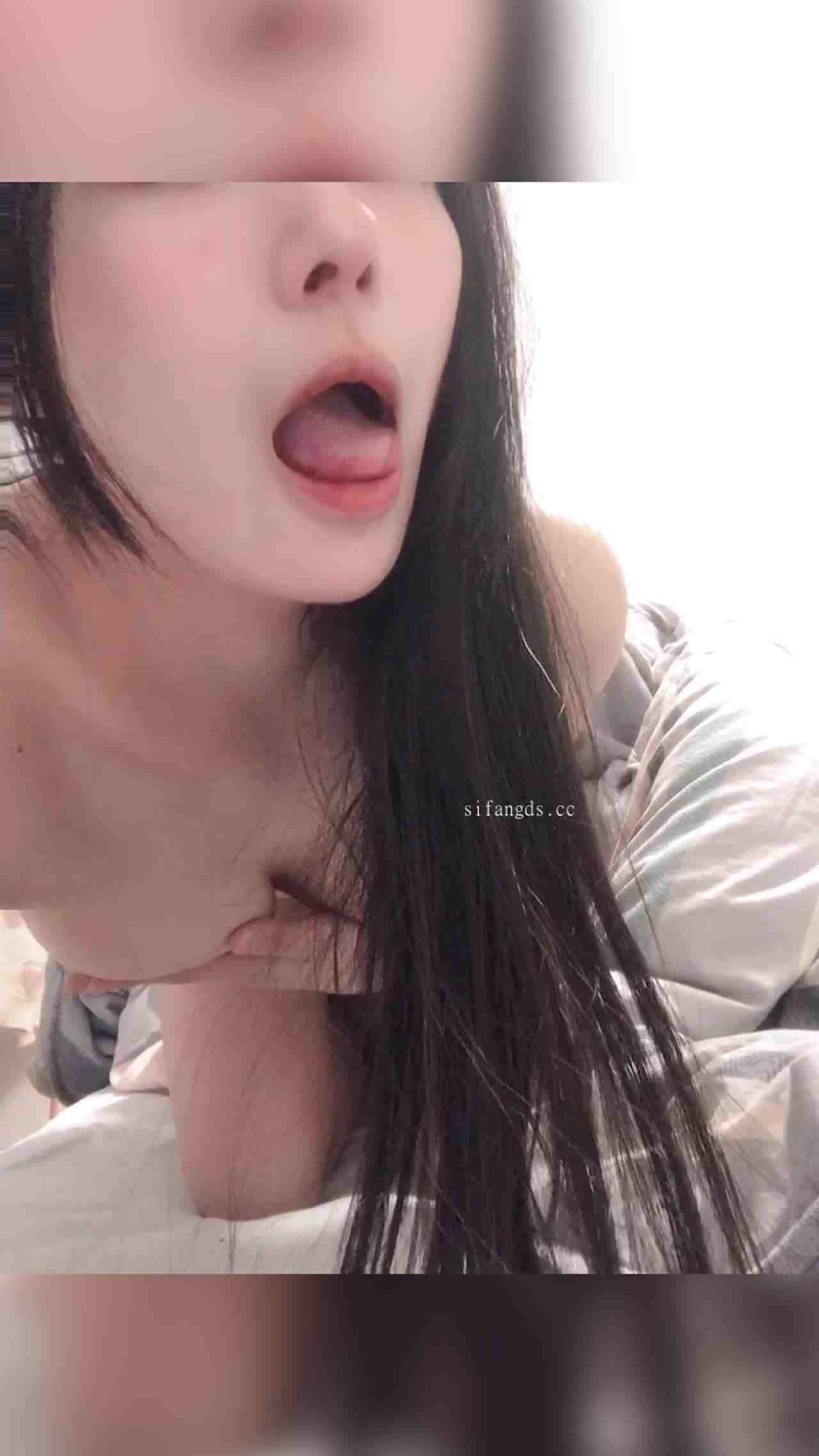  小女友想色色 的剧照7