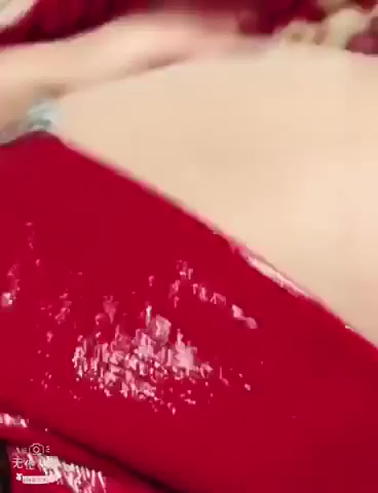  约个嫩模外野车震 的剧照10