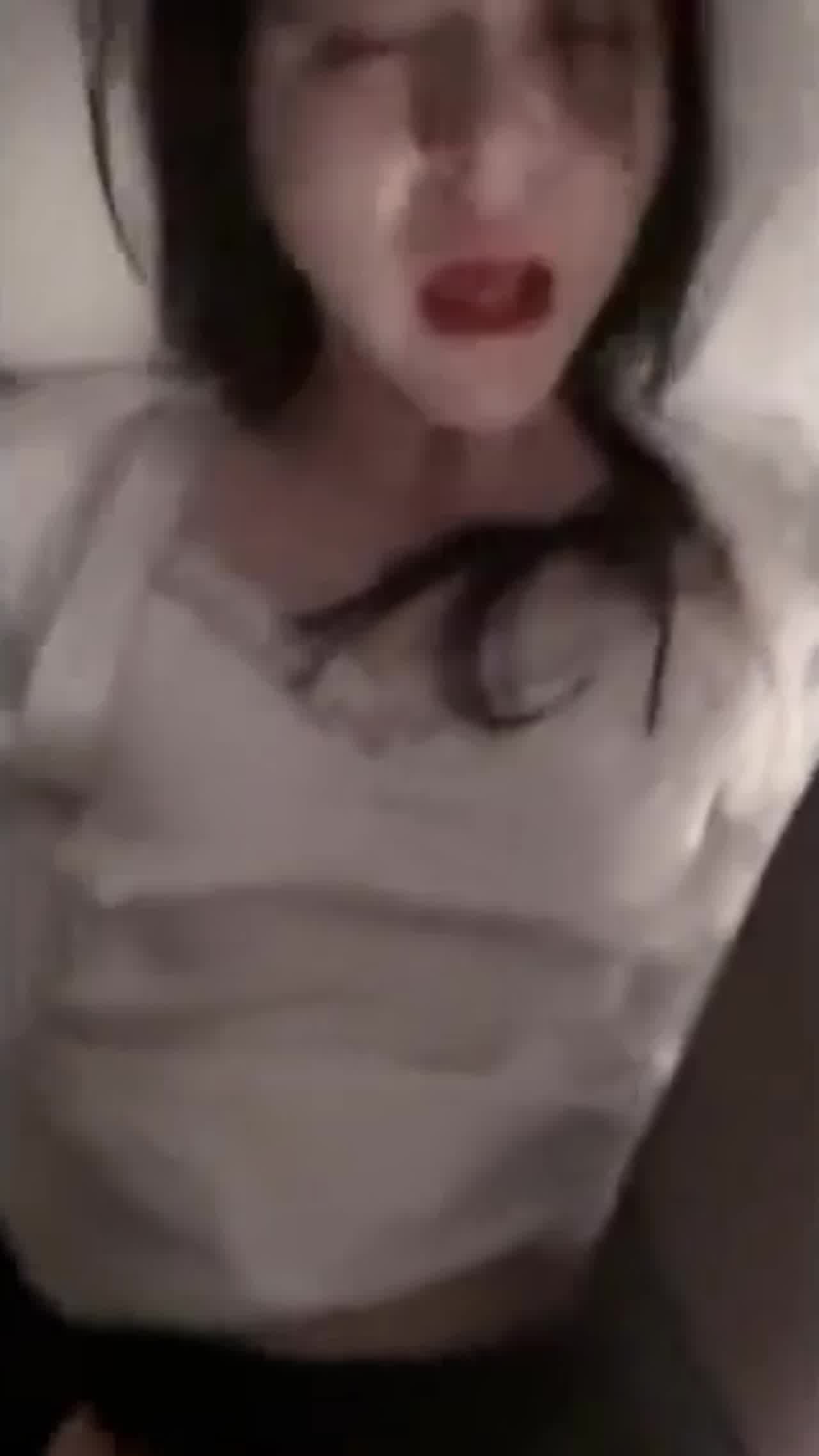  高颜质美女竟然是人妖 手劲贼厉害 暴力插入快要射了～ 的剧照5