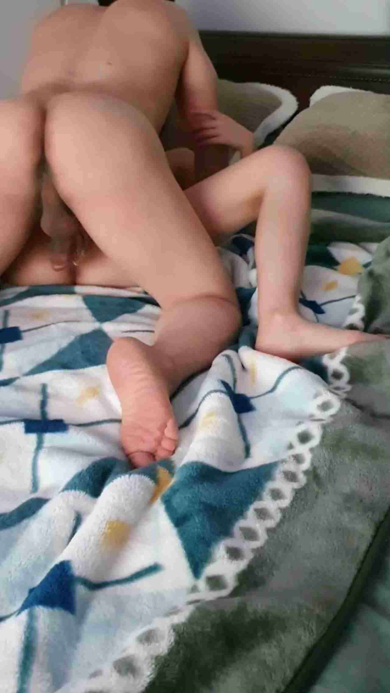  反差爆操 男欢女爱，把反差婊干出白浆  叫声淫荡2 的剧照7