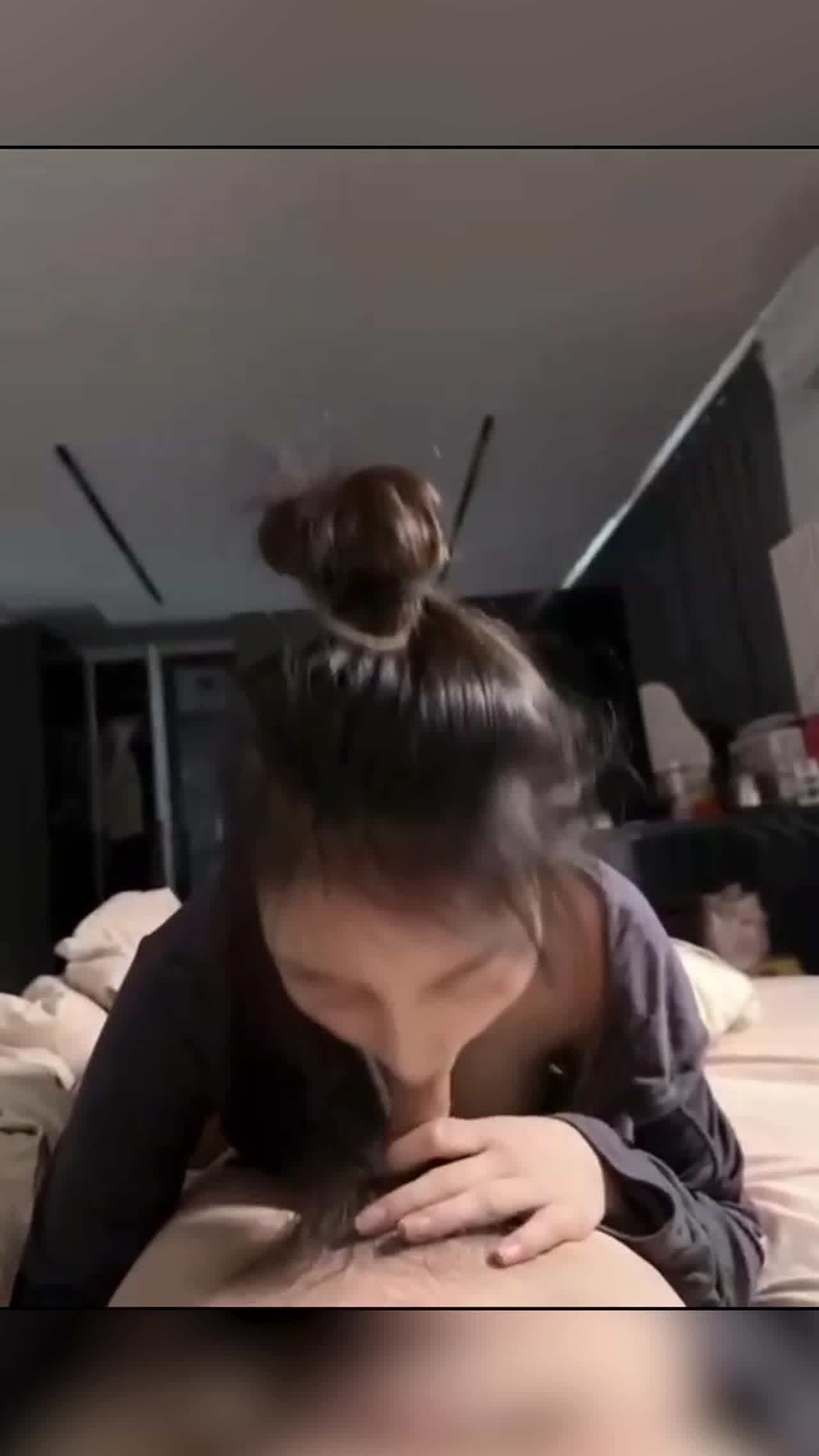  苗条学妹后入！骚屄真的骚！ 的剧照9