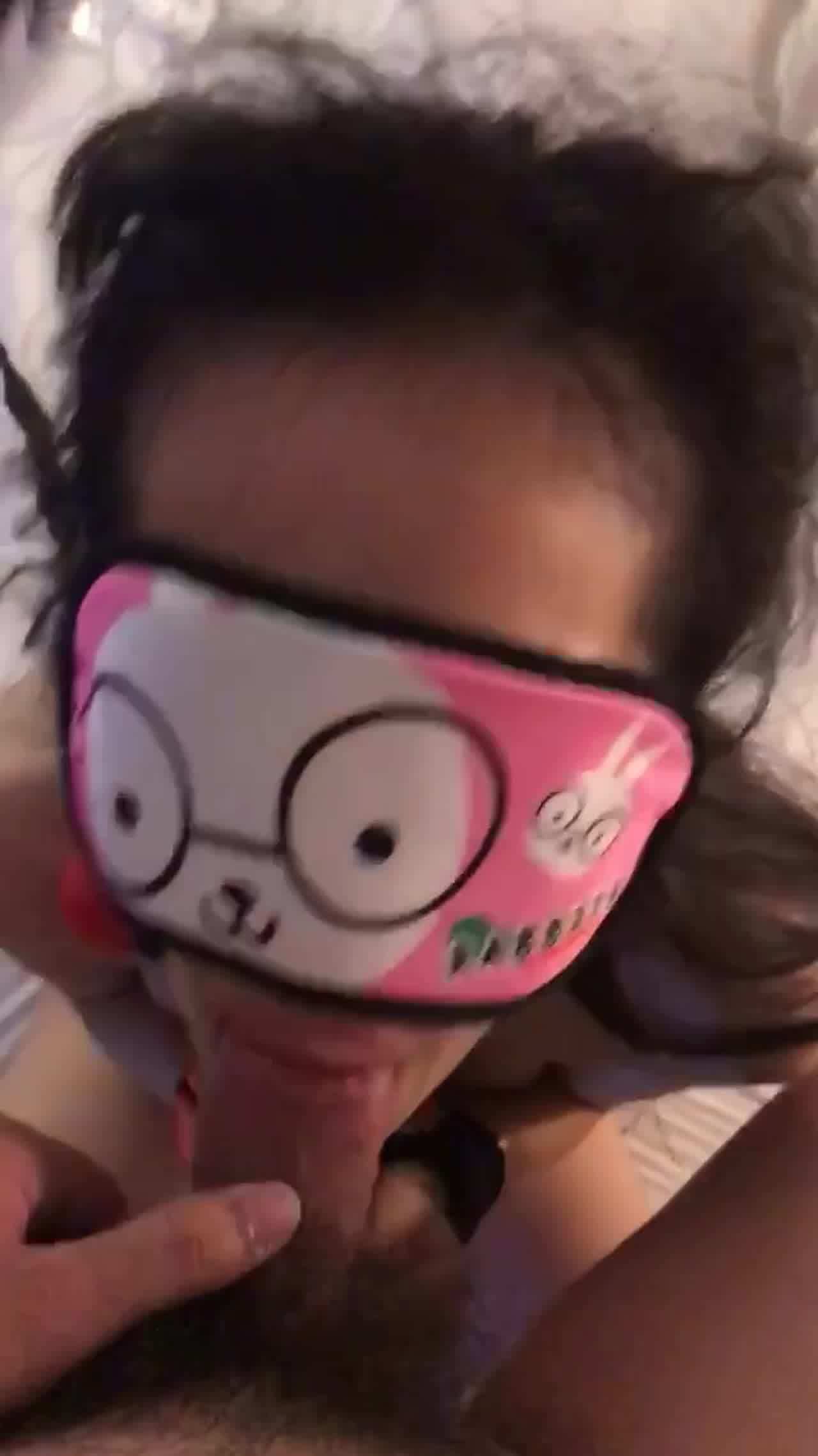  巨乳少妇女儿第一次给我口 的剧照7