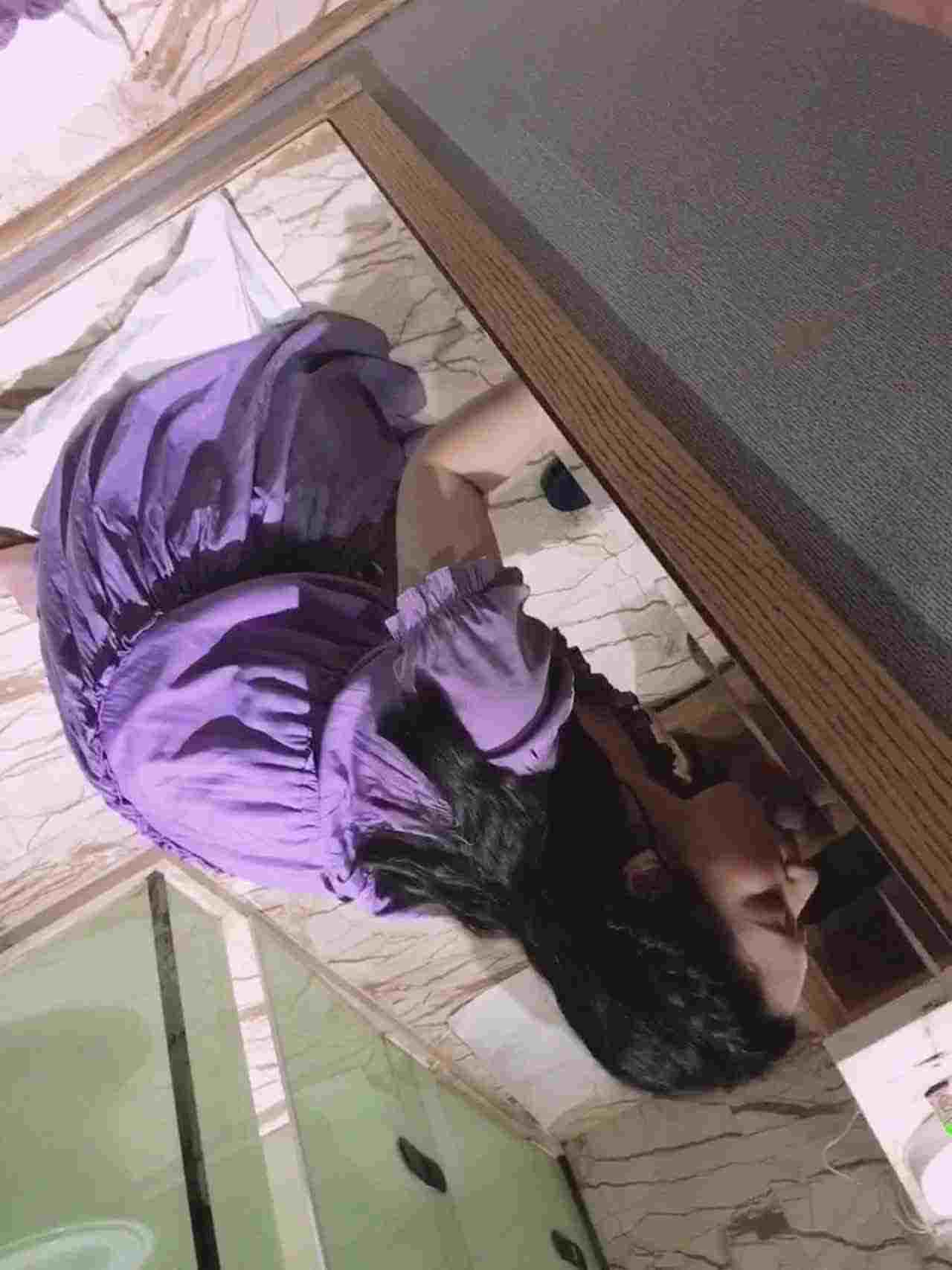  舔主人的大鸡巴 的剧照4